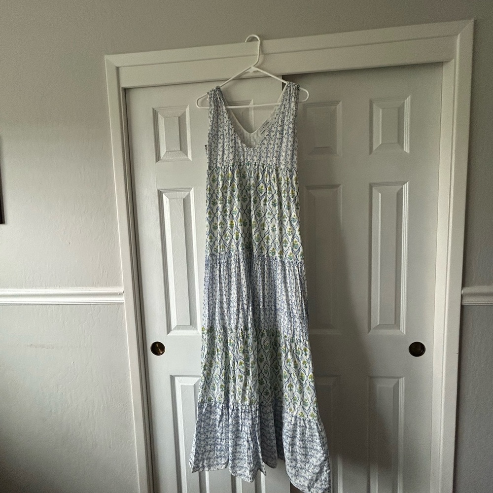 Elegant Blue and Green Maxi Dress